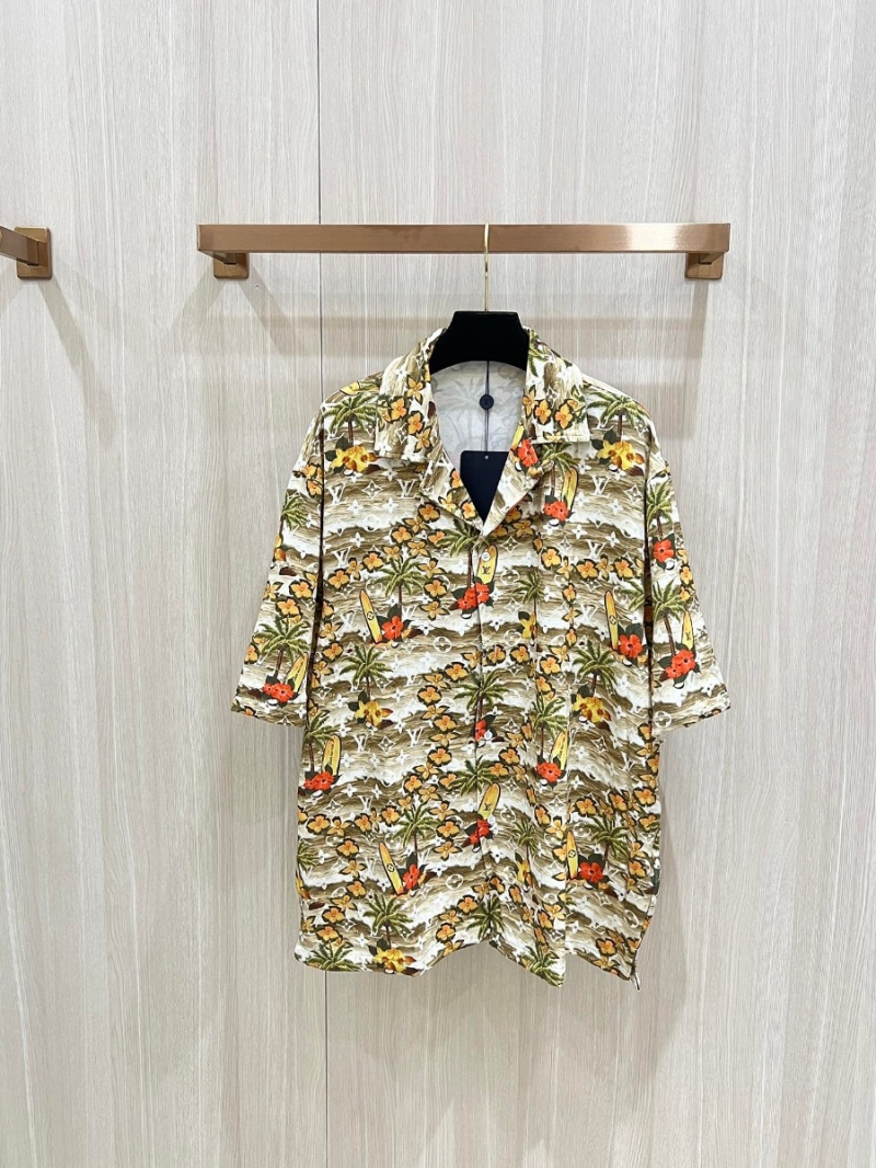Louis Vuitton Island Collection Tropical Monogram Sand Beach Print Shirt and Shorts Set - Multicolor