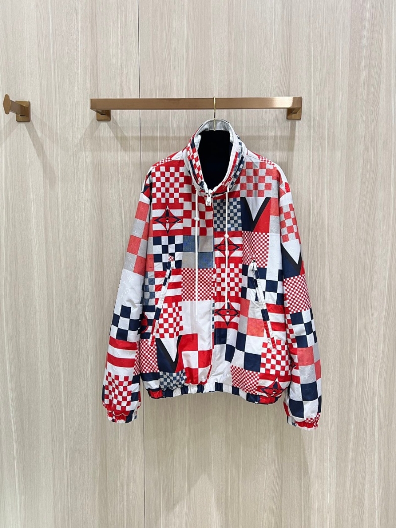 Louis Vuitton New Release. America’s Cup Reversible Windbreaker Jacket (Red/Blue Multi-Pattern)