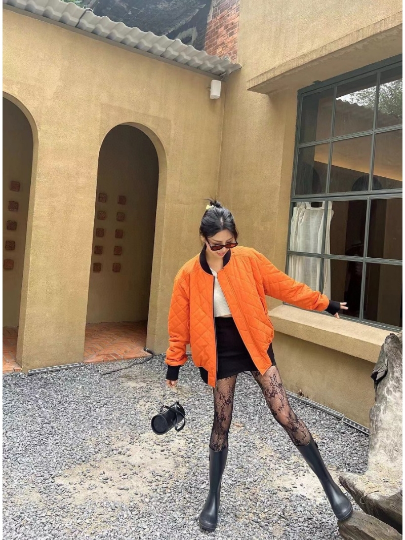 Gucci Collection Stylish Reversible Satin Bomber Jacket – Green & Orange