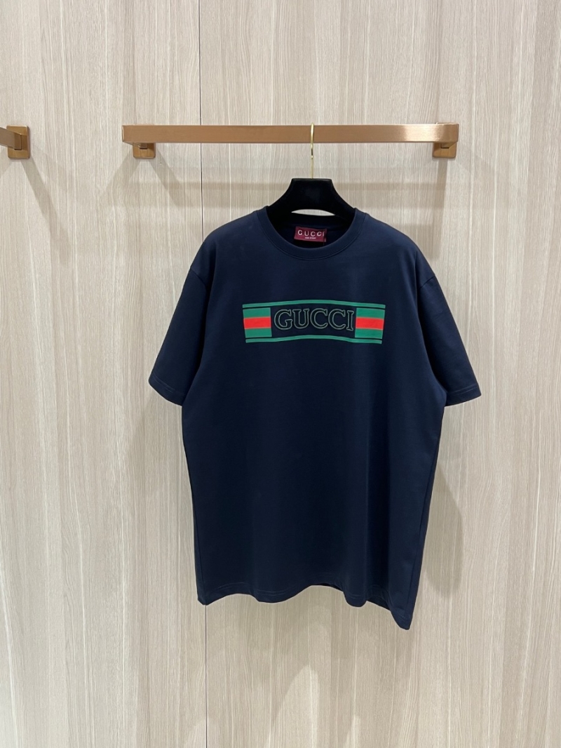Gucci New Collection Embroidered Flag T-shirt. Navy Blue