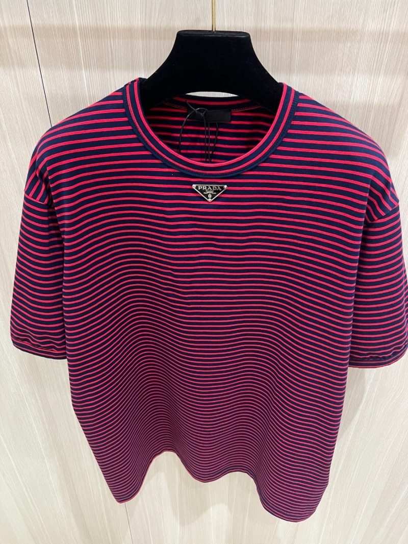 PRADA Summer 2025 Slim Fit Striped T-shirt with Triangle Enamel Logo. Black Stripes