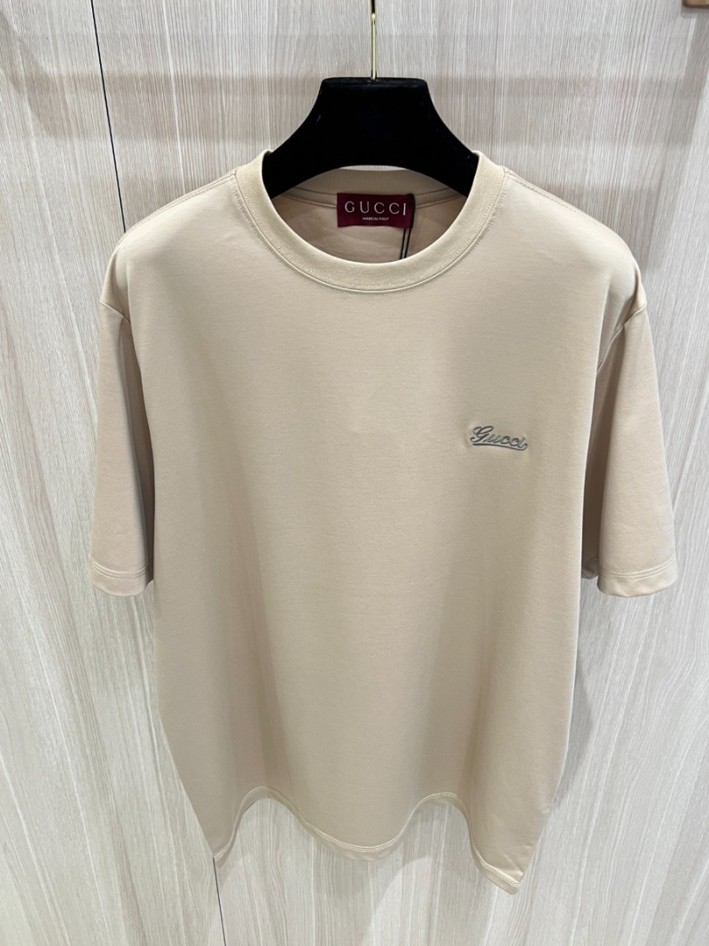 Gucci Minimalist Embroidered Logo T-Shirt Warm Apricot