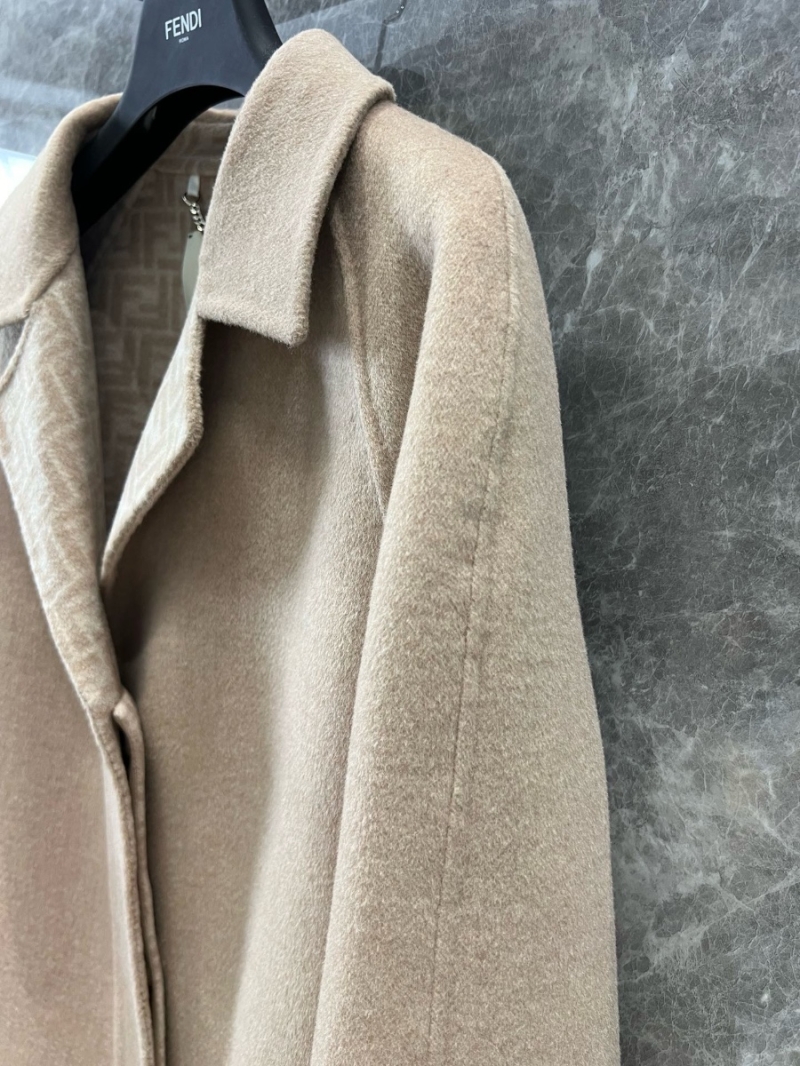 Fendi 24 FW Collection Elegant Lamb Wool Long Coat in Beige