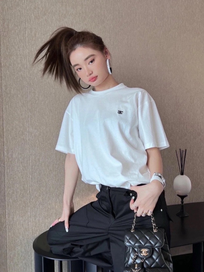 Celine Classic Embroidered Arc de Triomphe Logo Short-Sleeve T-Shirt