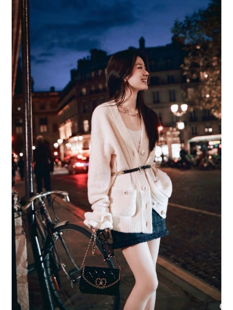 Chanel 24k Duveier Collection Knit Cashmere Wool Cardigan Creme