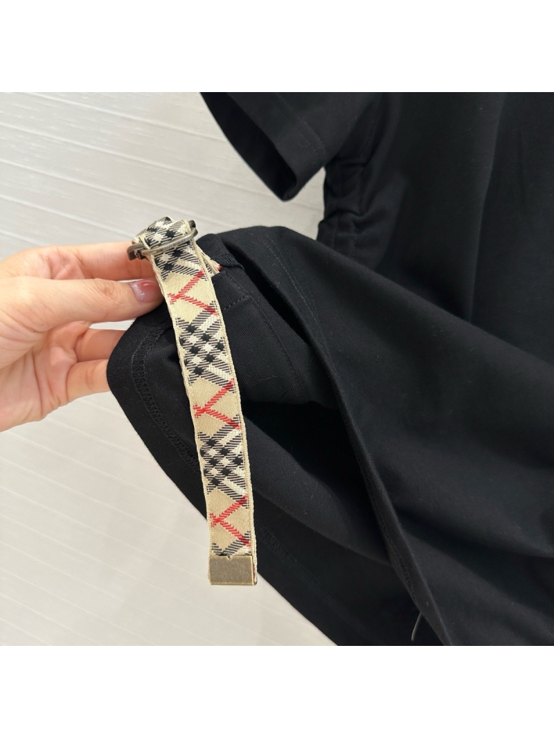 Burberry Spring/Summer 2025 Cotton T-Shirt with Check Trim and Adjustable Ruched Sides black