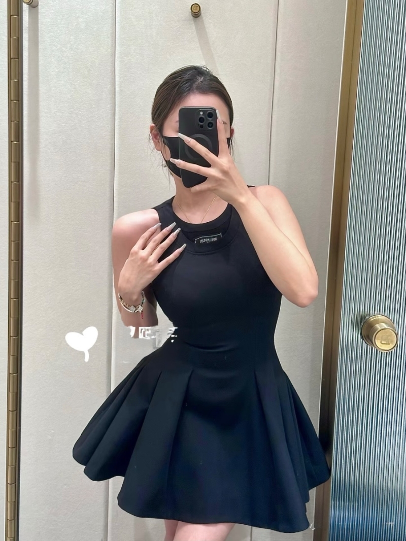 Balmain Spring/Summer 2025 Sleeveless Fabric Wool Structured Flared Dress Black – Modern Elegance