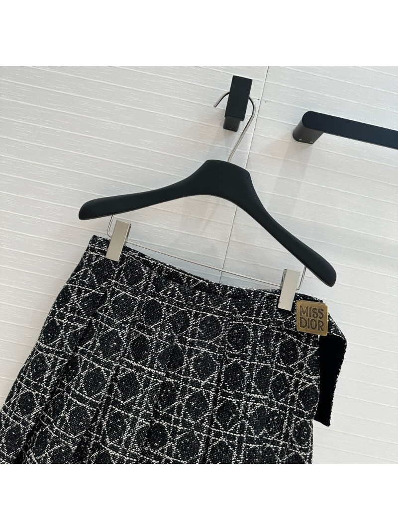 Dior Miss Dior Cannage Tweed Pleated Skort with Metal Buckle