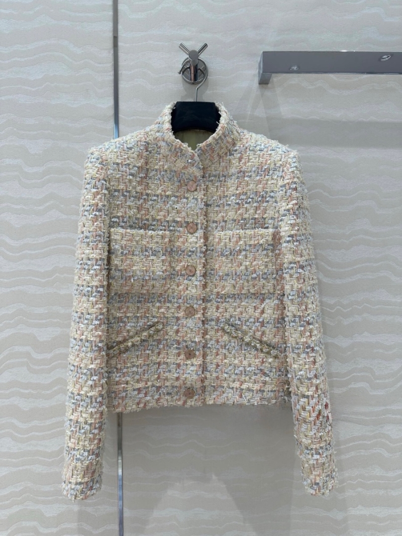 Chanel 25P Coco Grill Elegant Cream Tweed Jacket Lemon Yellow with Silk lining limited edition