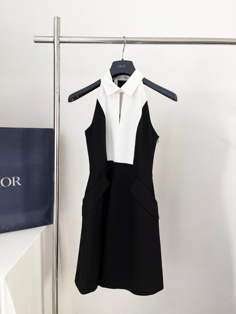 Dior Spring 2025 Regal Luxe  Short Dress – Sophisticated Elegance in Black and White