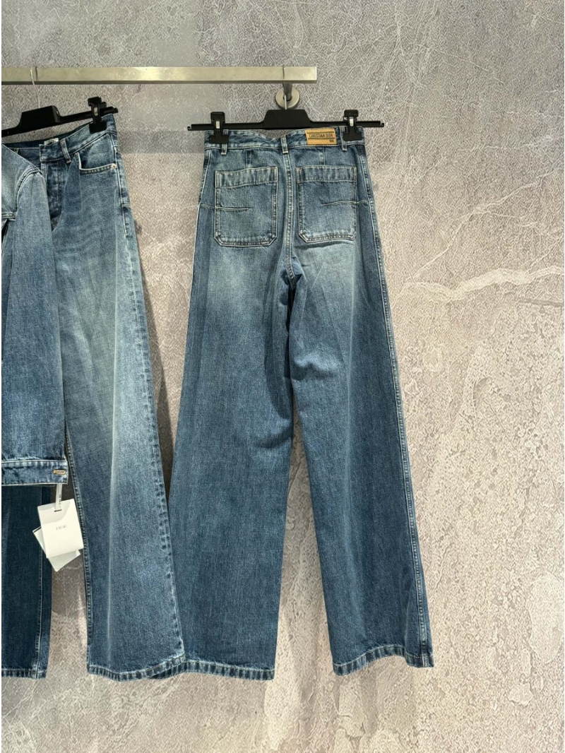 Dior Pocketed Denim Jeans in Vintage Wash