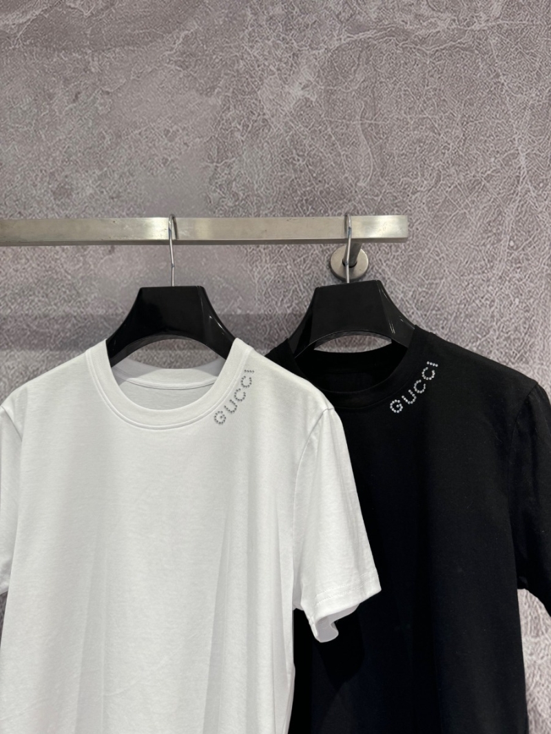 Gucci Diamond-Studded Logo Tee in Black and White
