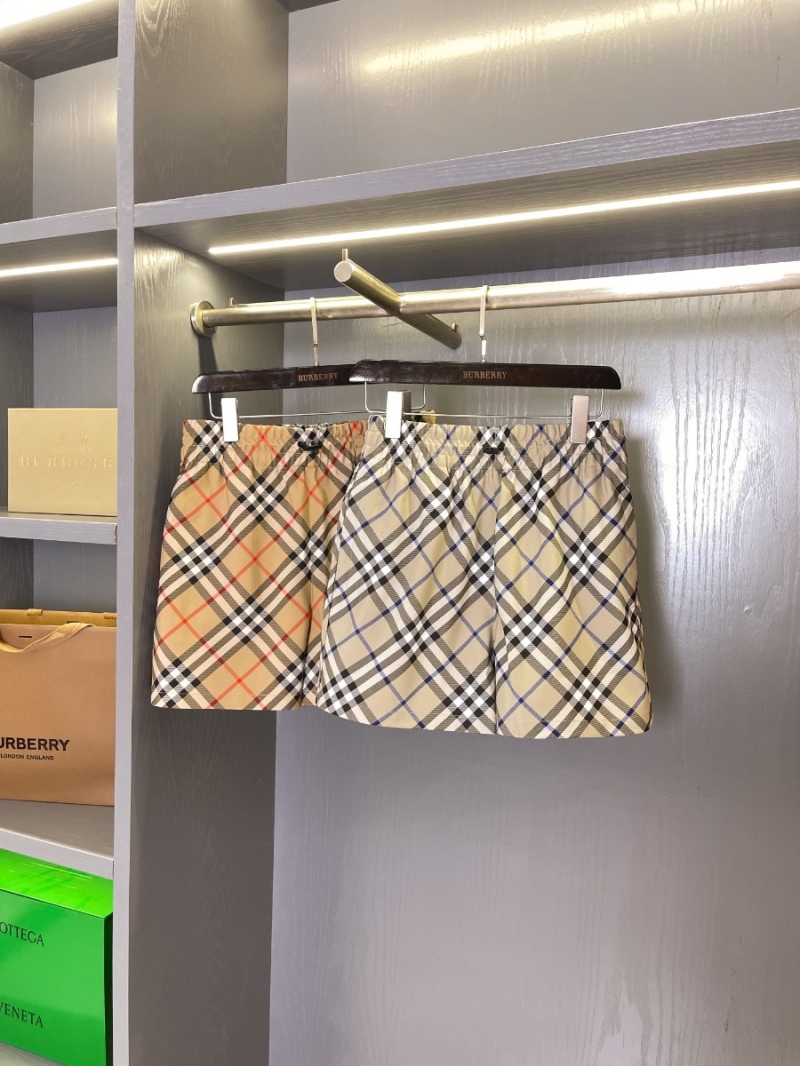 Burberry Classic Vintage Check Embroidered Shorts Beige