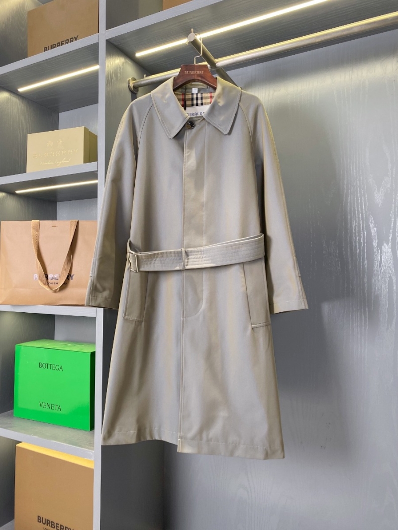 Burberry Long Gabardine Lightweight Trench Coat. Olive Green