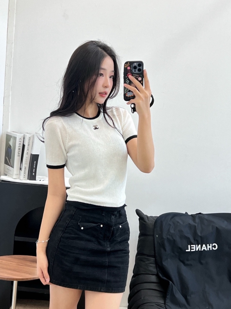 Chanel SS25Two-Toned Sequined Knit Wool Short-Sleeve Top