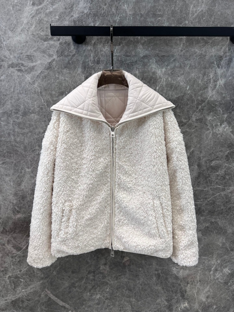 Dior 24FW Diamond Quilted Reversible Shearling Jacket. Ivory