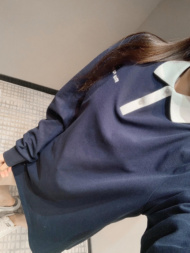 Miu Miu 24FW Contrast Collar Jacquard Logo Long-Sleeve Polo. Navy