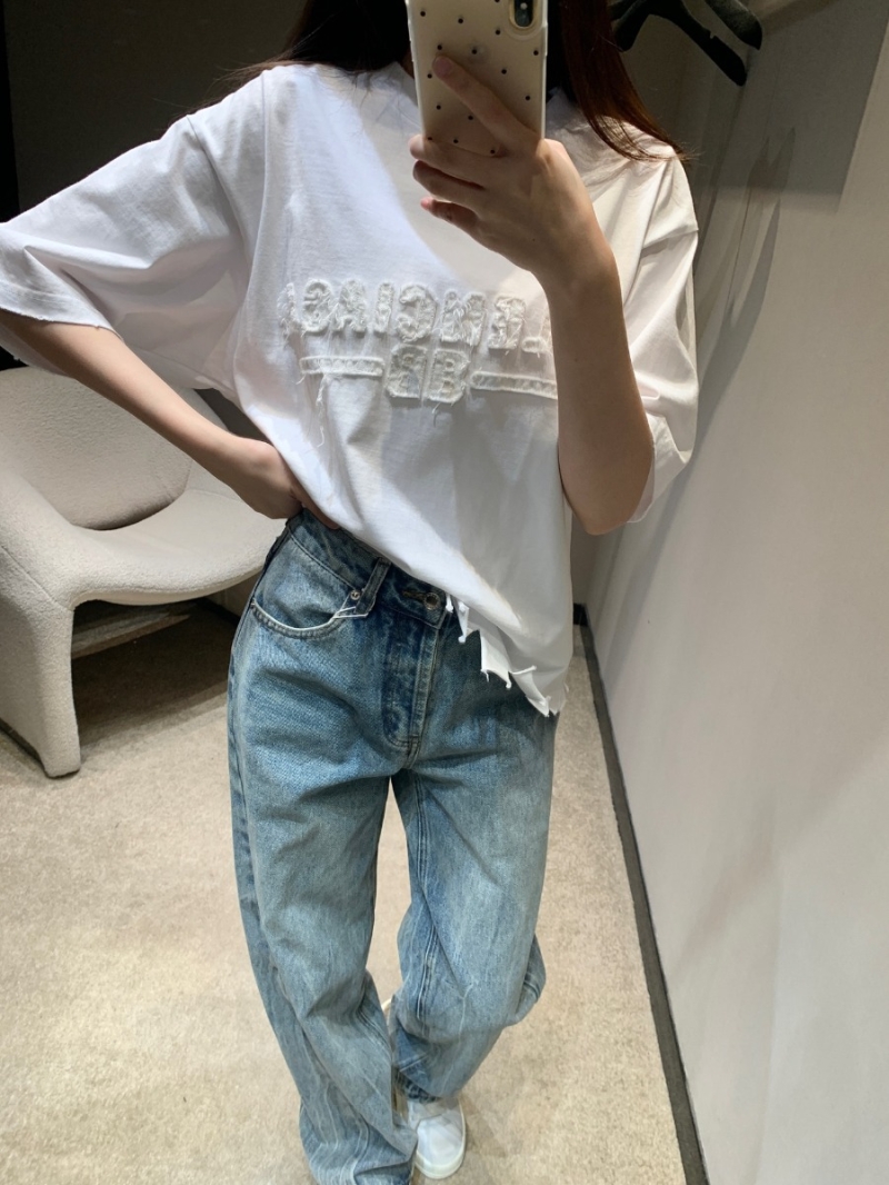 Balenciaga 25SS Spring/Summer Edgy Distressed Logo T-Shirt in Elegant White