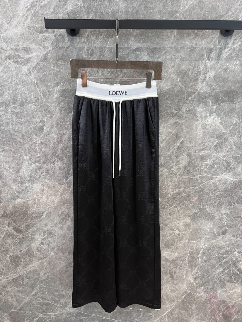 Loewe 25Ss Spring/Summer Chic Satin Logo-Embossed Casual Pants in Black