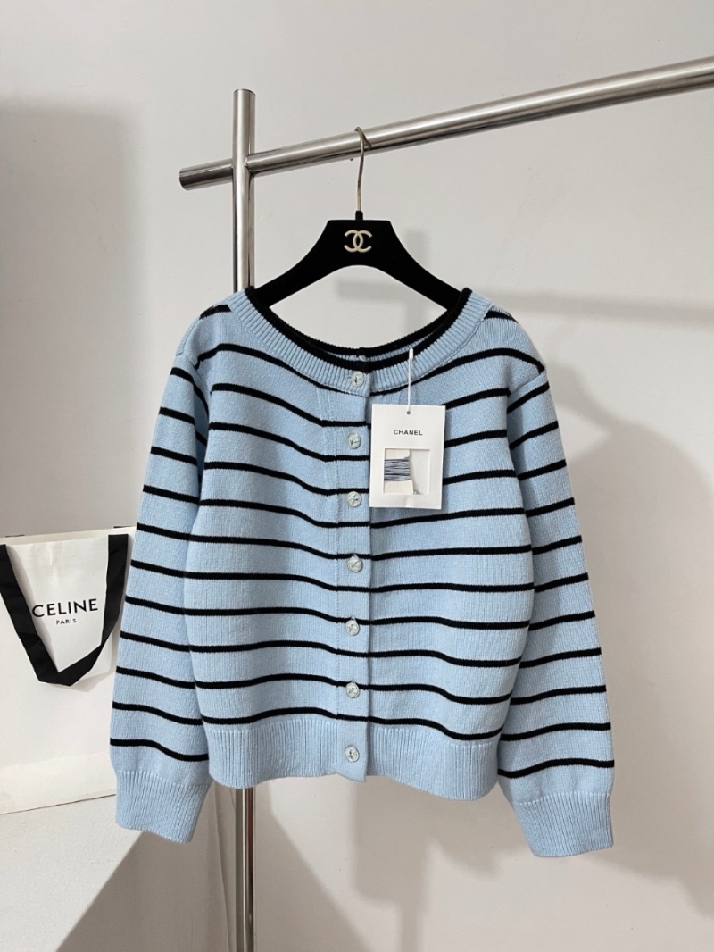 Chanel 25SS Coco Girl 2 Way Wear Striped Knit Cardigan Blue – Convertible Off-Shoulder Design