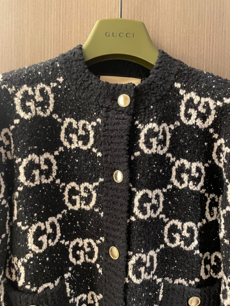 Gucci GG 23 SS Embroidered Logo Cardigan
