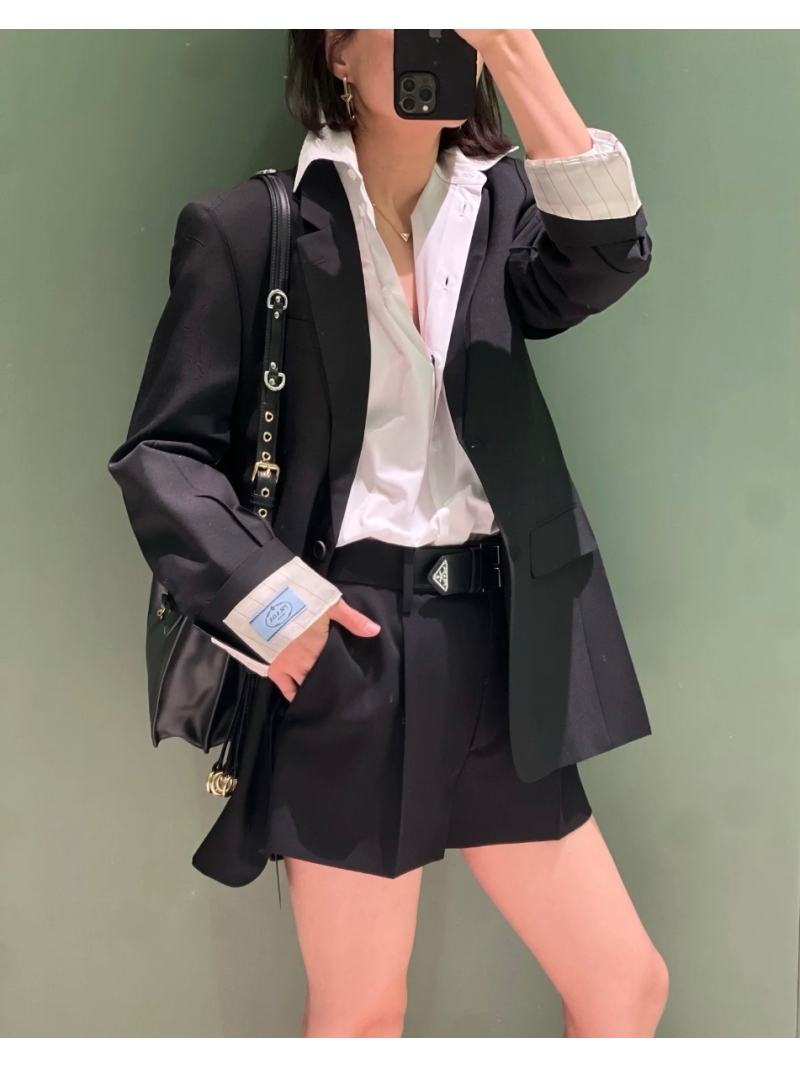 Prada 2025 Early Spring Minimalist Black Tailored Blazer