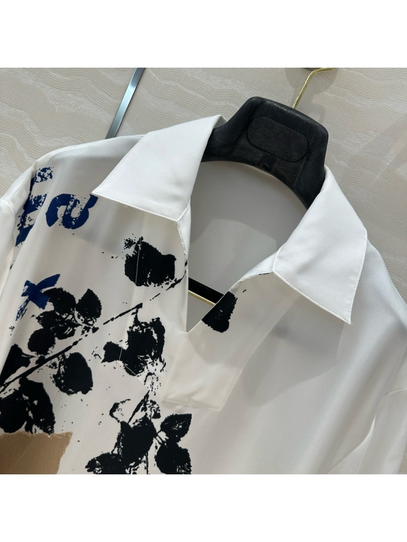 MaxMara Abstract Art Printed Silk V-Neck Shirt - Elegant & Sophisticated