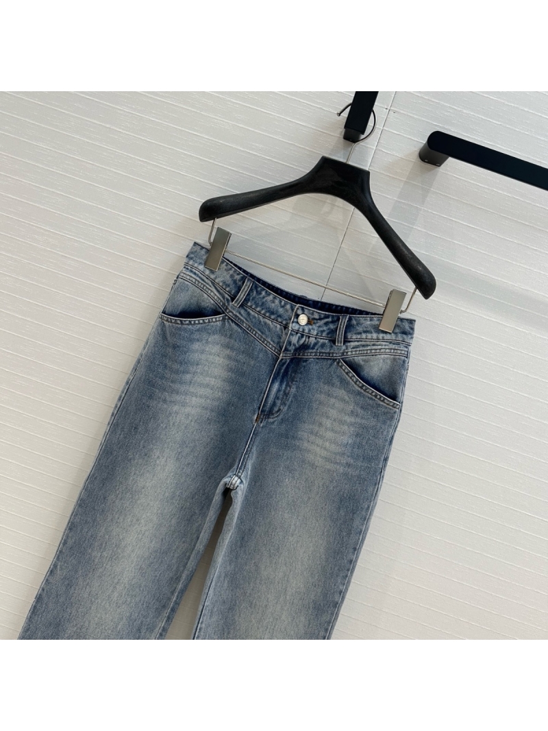 Alexander Wang Straight-Leg Vintage Denim Jeans - Chic & Slimming