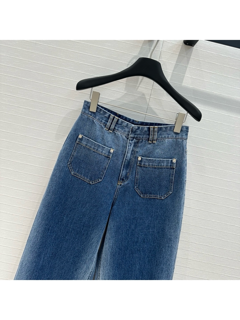 Dior Early Autumn 2024 Gradient Wash Cuffed Denim Trousers