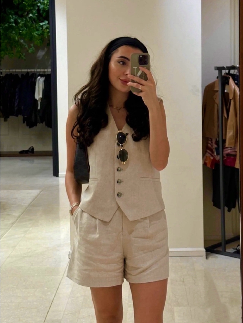 Loro Piana Exclusive Limited-Edition Linen Waistcoat & Shorts Set Beige