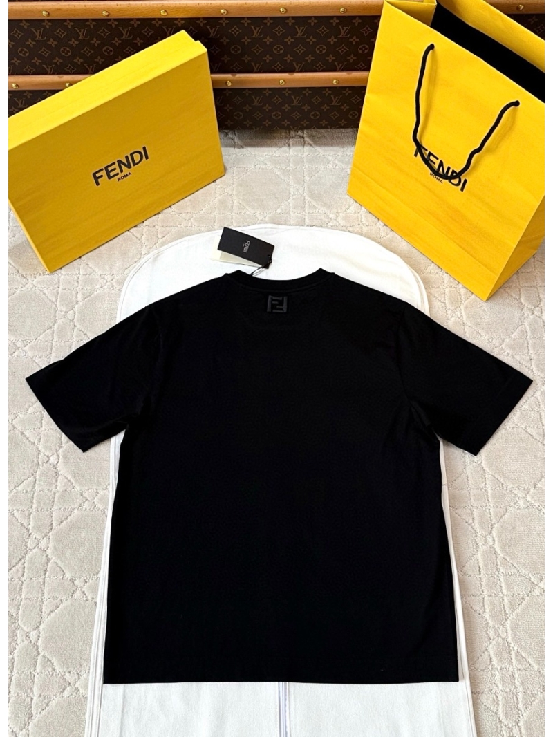 Fendi 2025SS Playful Hot Dog Embroidery T-Shirt - Black