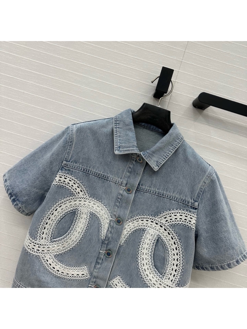Chanel Exclusive SS25 Coco Beach CC Lace Embroidery Denim Short-Sleeve Jacket