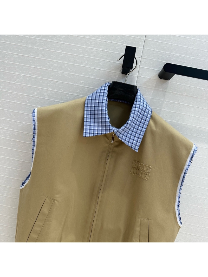 Miu Miu '25 Early Spring Khaki Vest