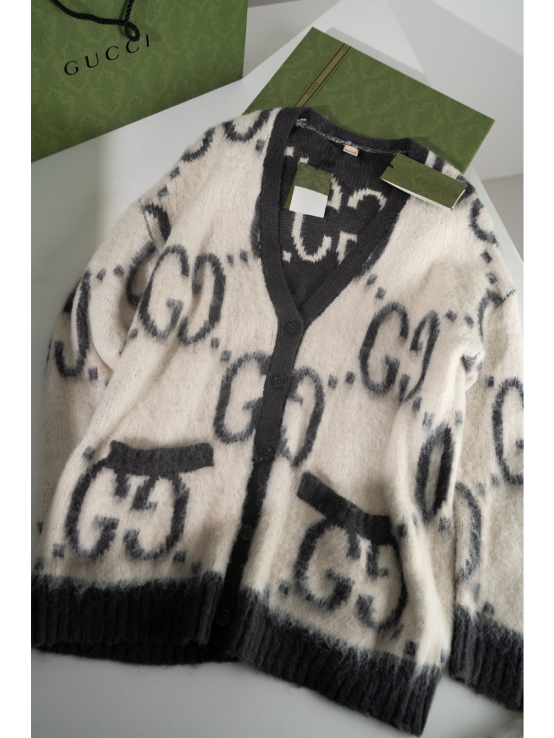 Gucci GG Reversible Mohair Grey Cardigan: Dual-Sided Elegance