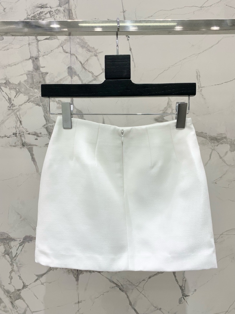 VALENTINO Early Spring 2024 Handcrafted Floral Skirt