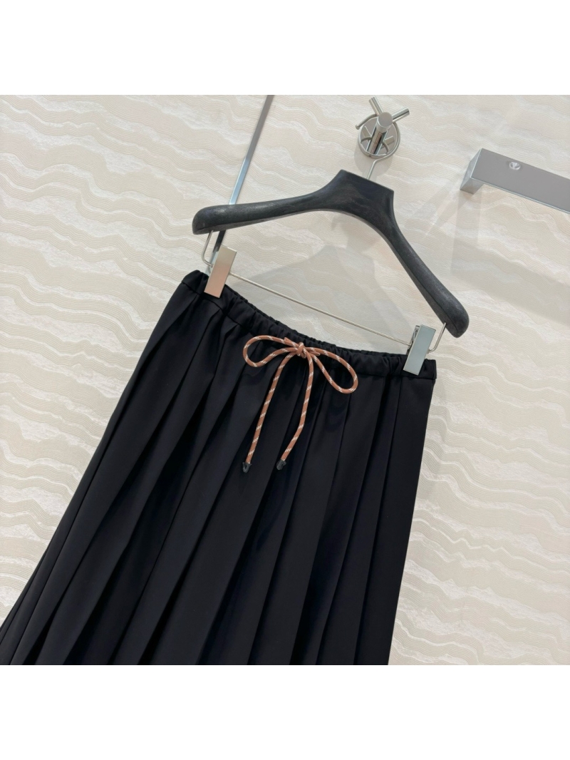 Miu Miu Academy-Style Pleated Long Skirt – Embroidered Detail Black