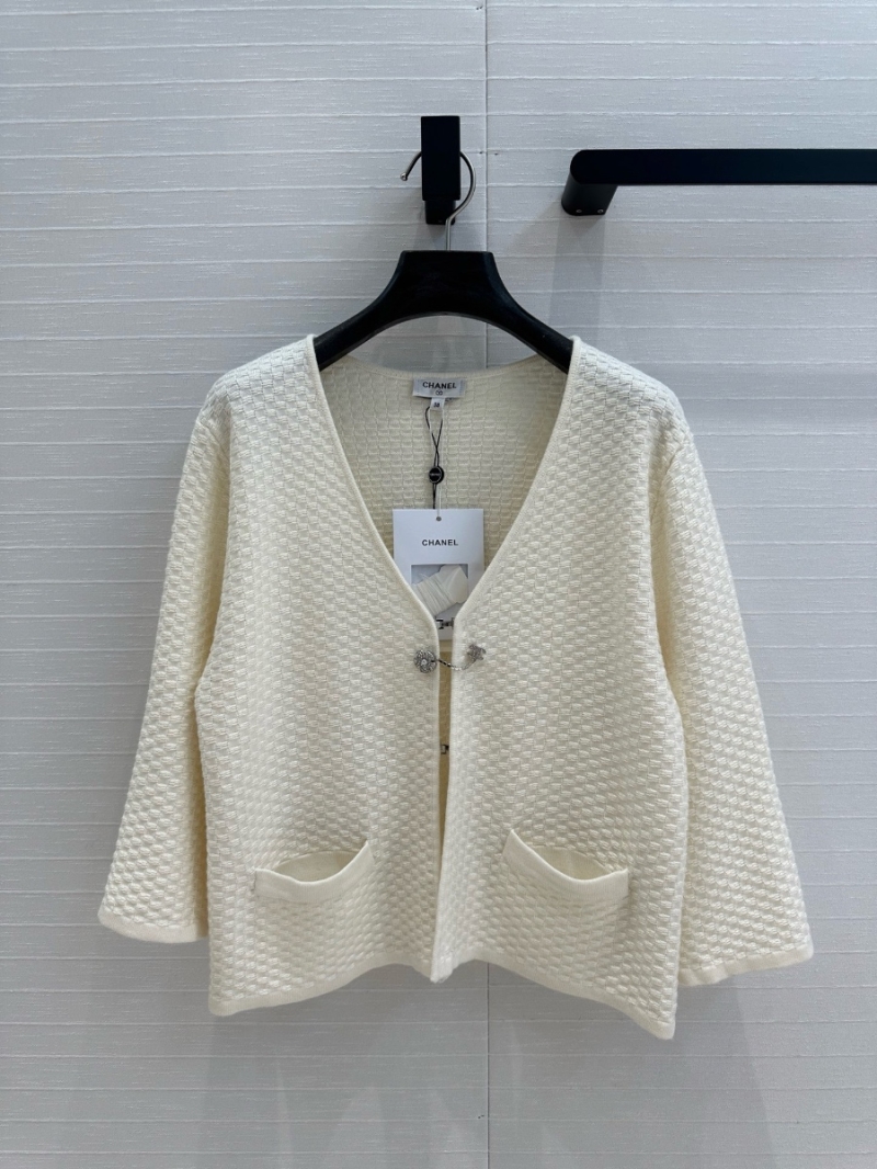 Chanel Spring 2025 Embossed Knit Hook Cardigan Ivory with Camellia Brooch