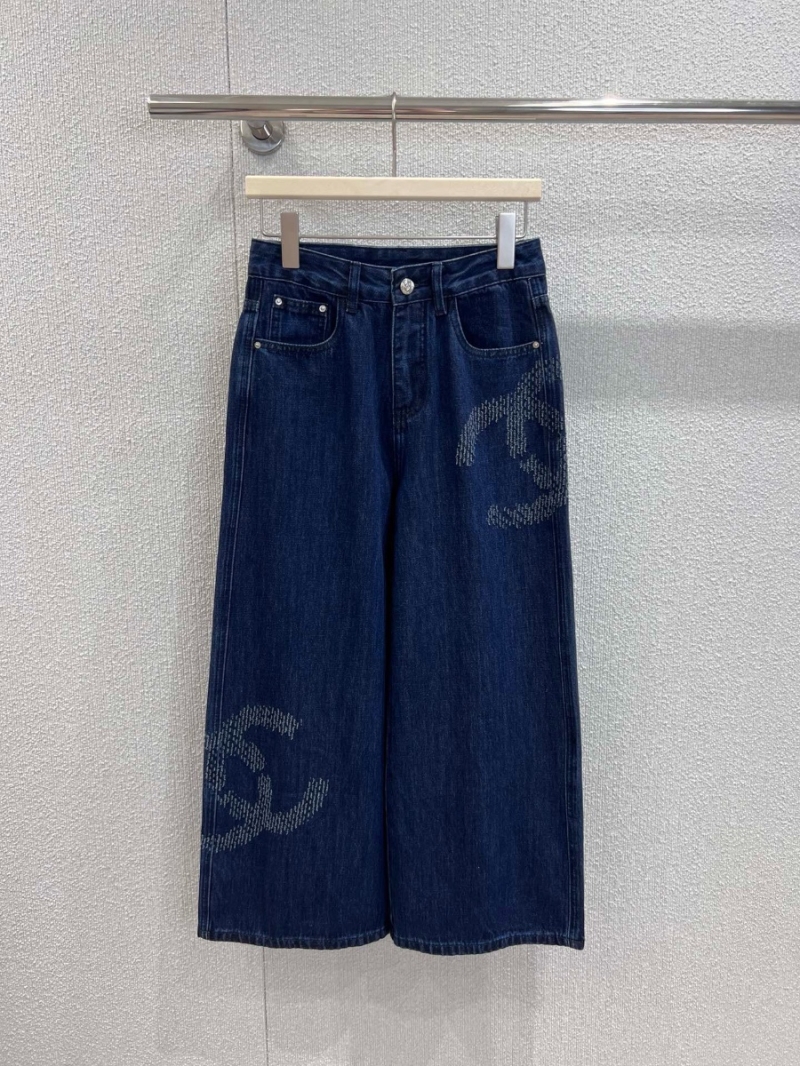 Chanel Exclusive Spring Summer Double C Straight-Leg Wide Jeans