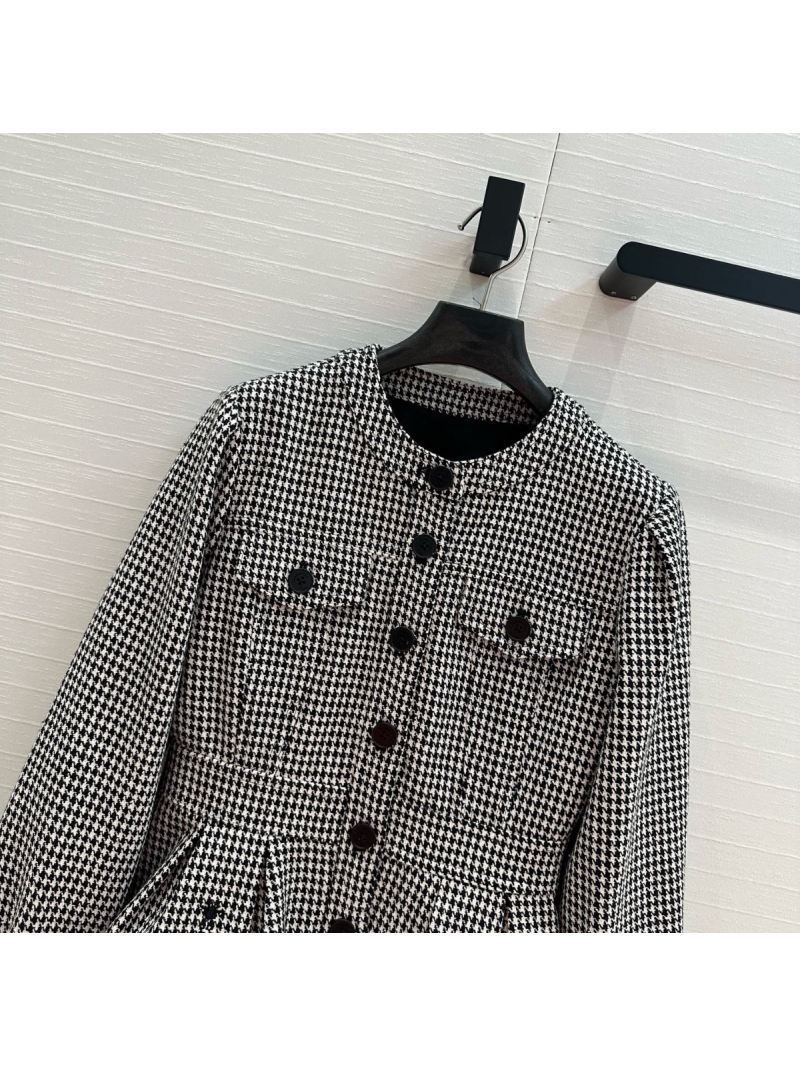 Dior Early Spring Houndstooth Jacket - Sweet and Cool Elegance