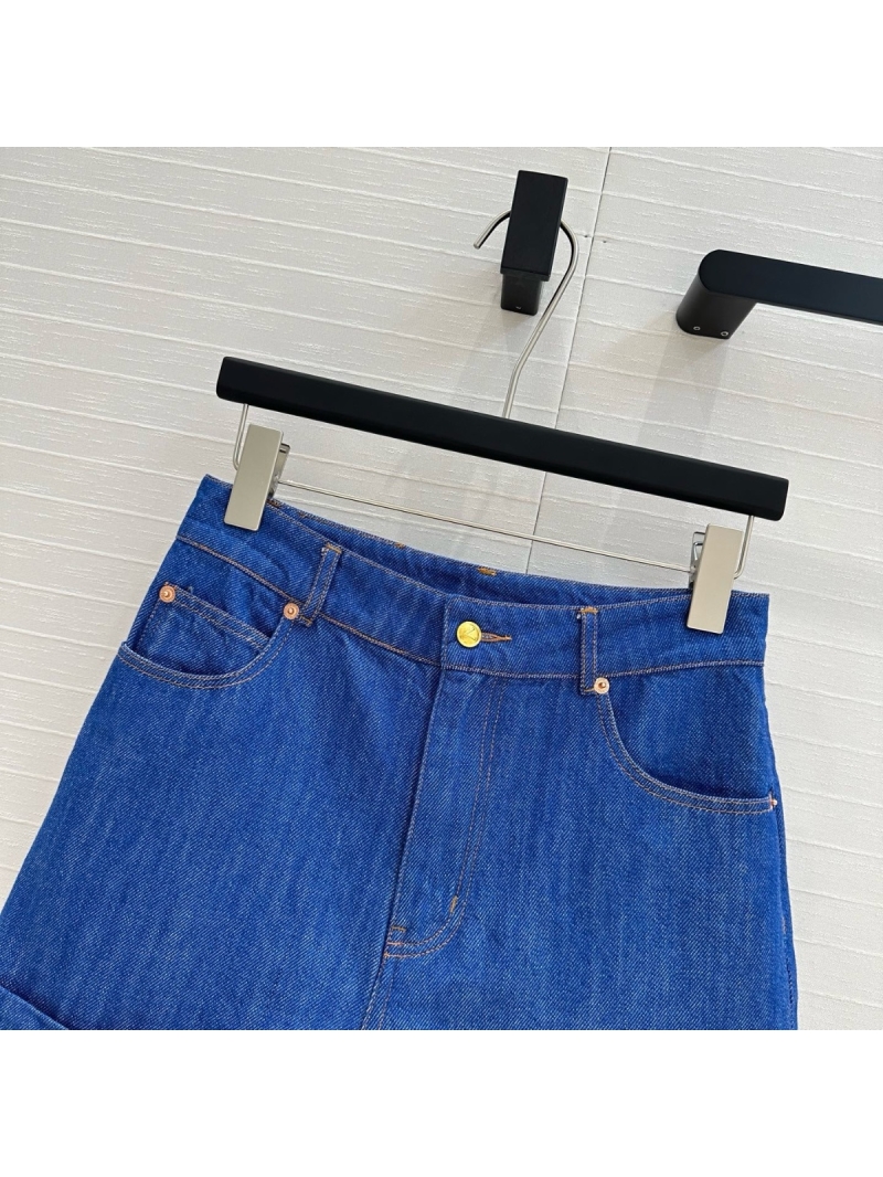 Valentino Early Spring Washed Blue Denim Cuffed Shorts - High-Waisted Chic