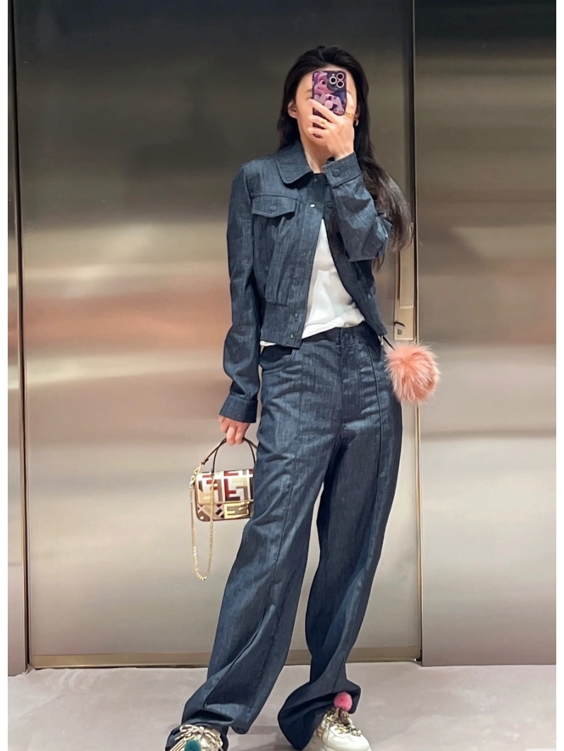 Fendi 25 Old Money Style Dark Denim Trousers - High Waist Straight Leg Wide Pants