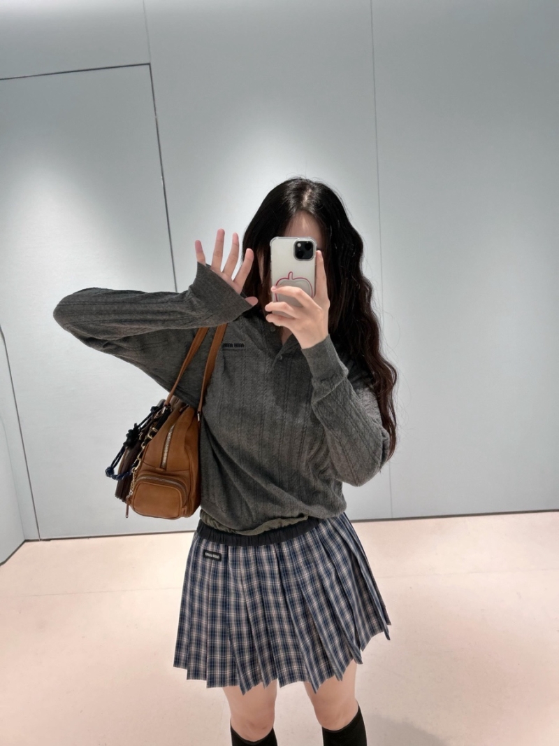 Miu Miu Exclusive 100% Cashmere Cable Knit Polo Shirt in Dark Gray