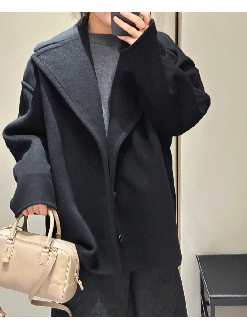 Loewe Exclusive Early Autumn Black Leather Applique Single-Breasted Blazer - Luxe Handcrafted Double-Faced Wool & Cashmere