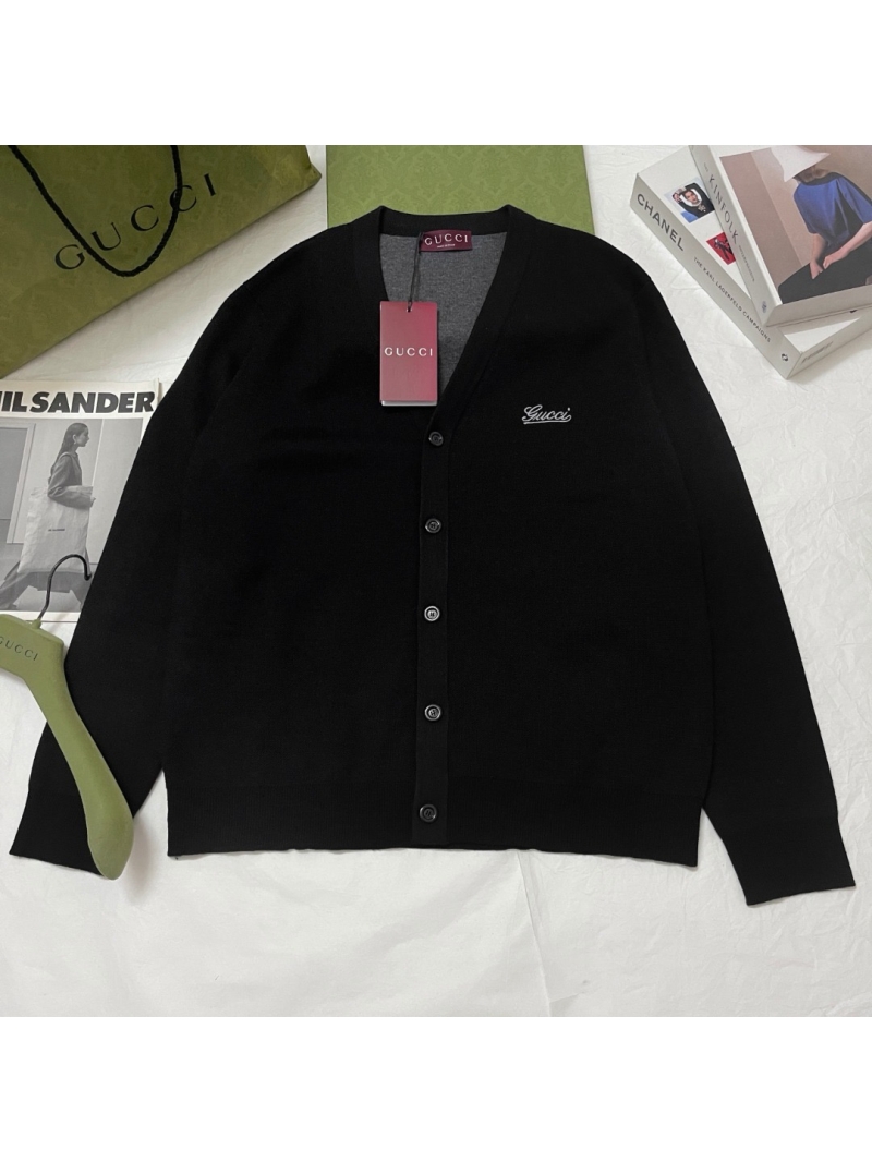 Gucci Classic Logo Embroidered Wool Cardigan