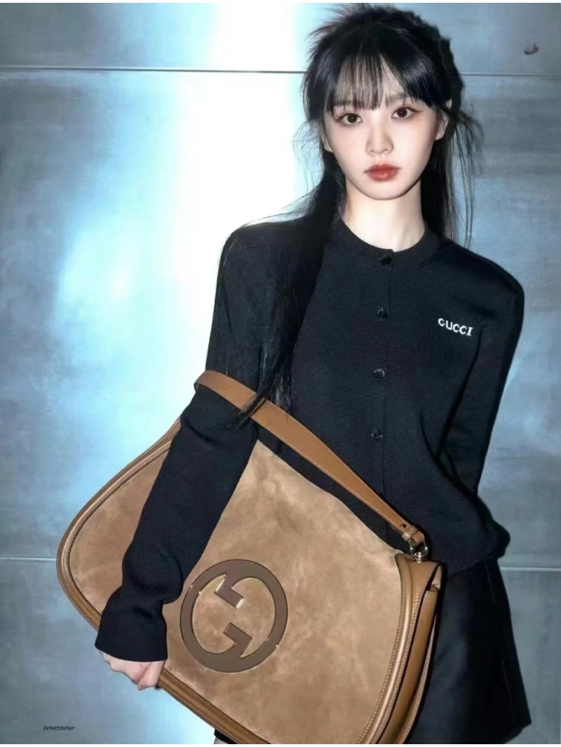 Gucci Logo Knit Wool Round Neck Cardigan Black