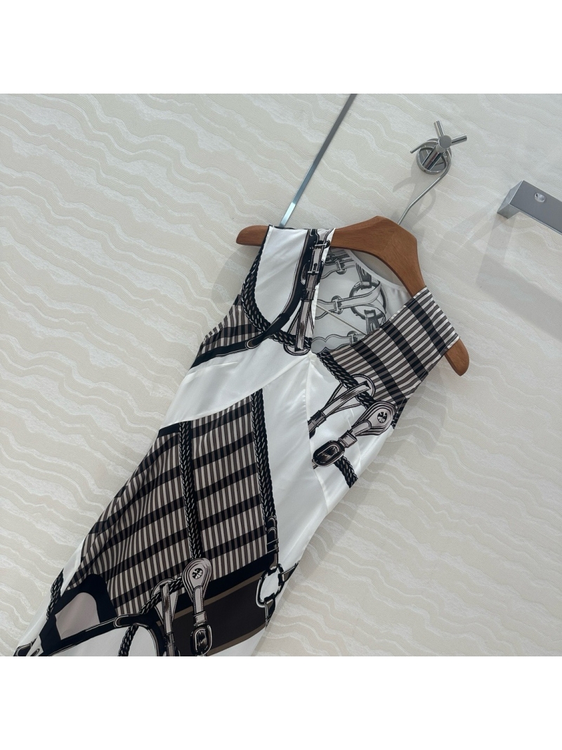 Hermes Spring/Summer 2025 V-Neck Sleeveless Silk Dress