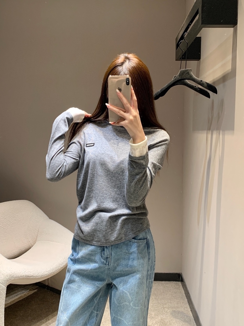 Miu Miu Early Fall Alphabet Logo Two-Tone Wool Long Sleeve Base Layer in Gray