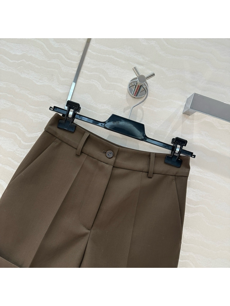 Maison Margiela Straight-Cut Tailored Shorts camel