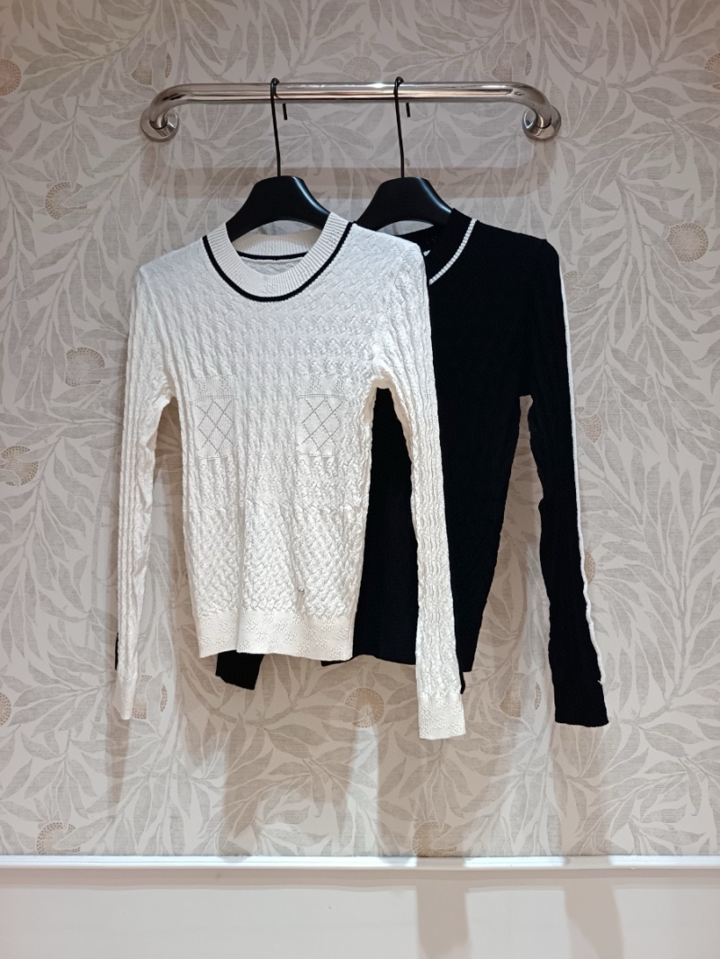 Chanel Ballet Slim-Fit Cashmere Knit Sweater