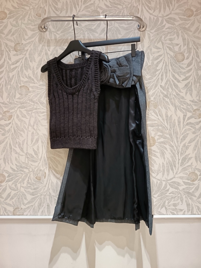 Prada Laine Wool Knit Sleeveless Sweater in Dark CHoco